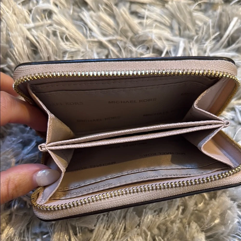 Michael Kors Pink Wallet - Picture 3 of 3